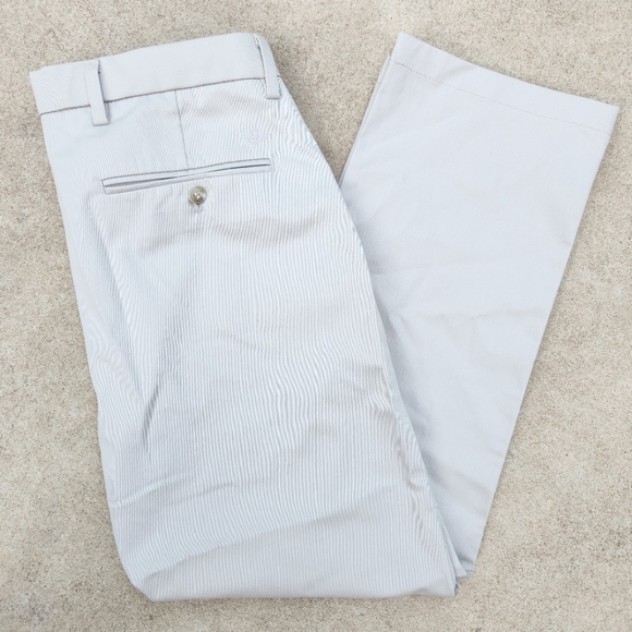 Dockers Other - Men's Dockers Straight Fit Flat Front Khakis